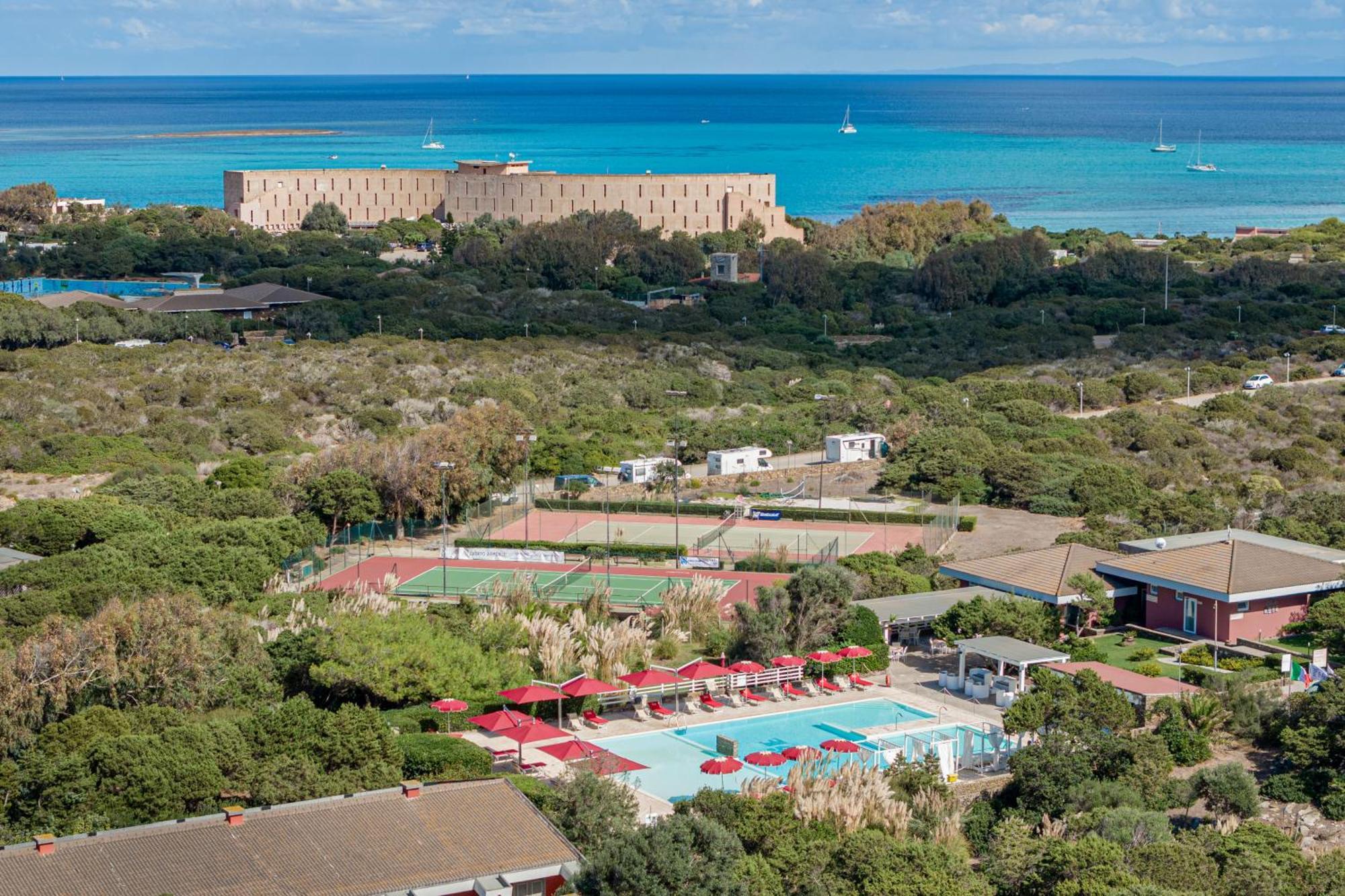 Club Esse Sporting Hotel สตินติโน ภายนอก รูปภาพ