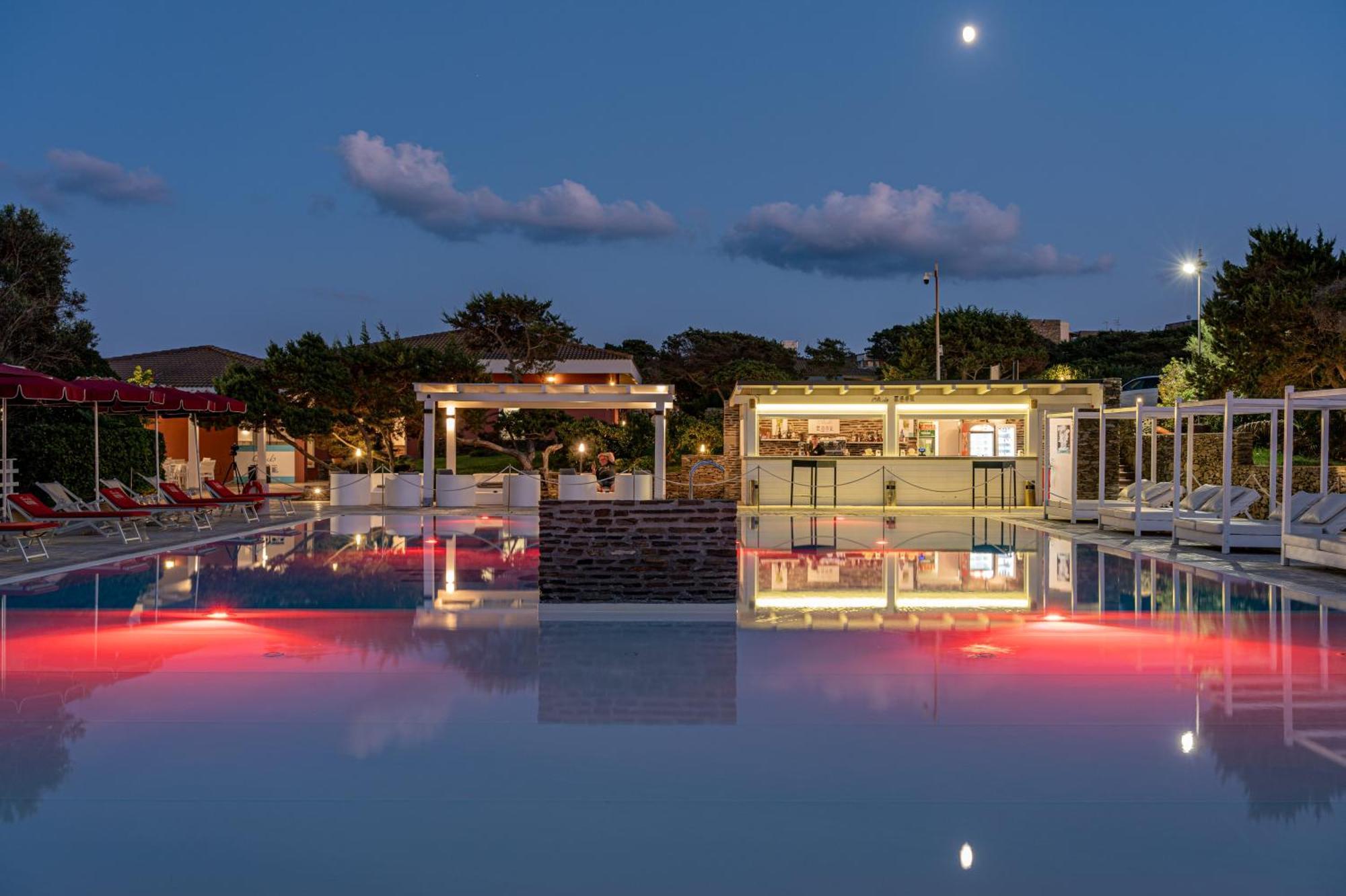 Club Esse Sporting Hotel สตินติโน ภายนอก รูปภาพ