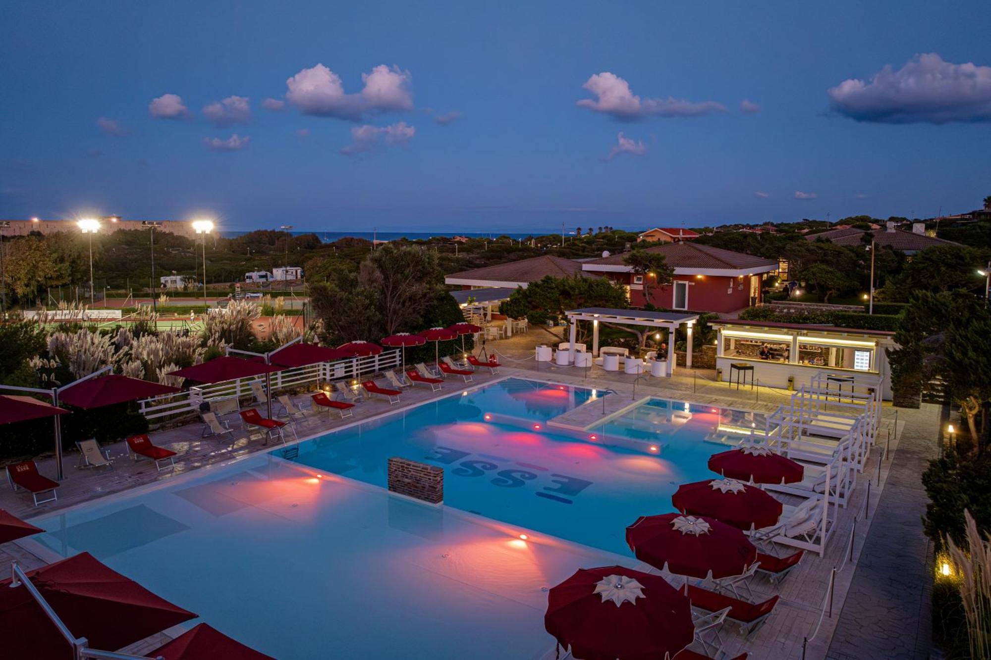 Club Esse Sporting Hotel สตินติโน ภายนอก รูปภาพ